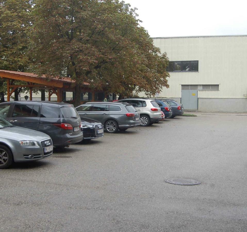 Gasthof Huber Wels Kültér fotó